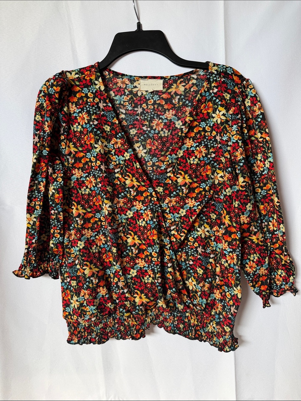 MELLODAY Black Floral V-Neck Smocked Hem Blouse